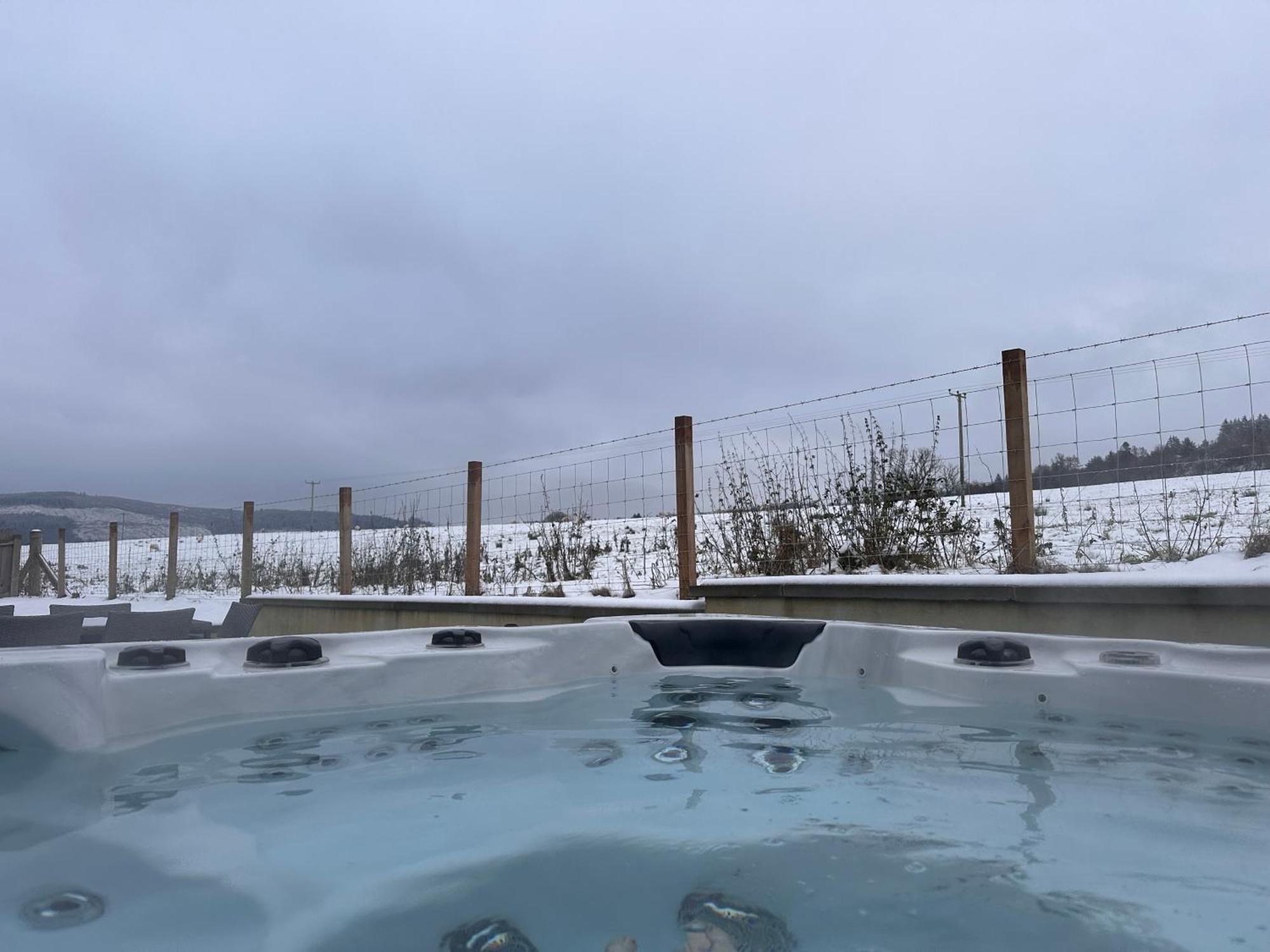 Woodlane Lodge With Private Hottub & Pool Table Dumfries Exteriér fotografie